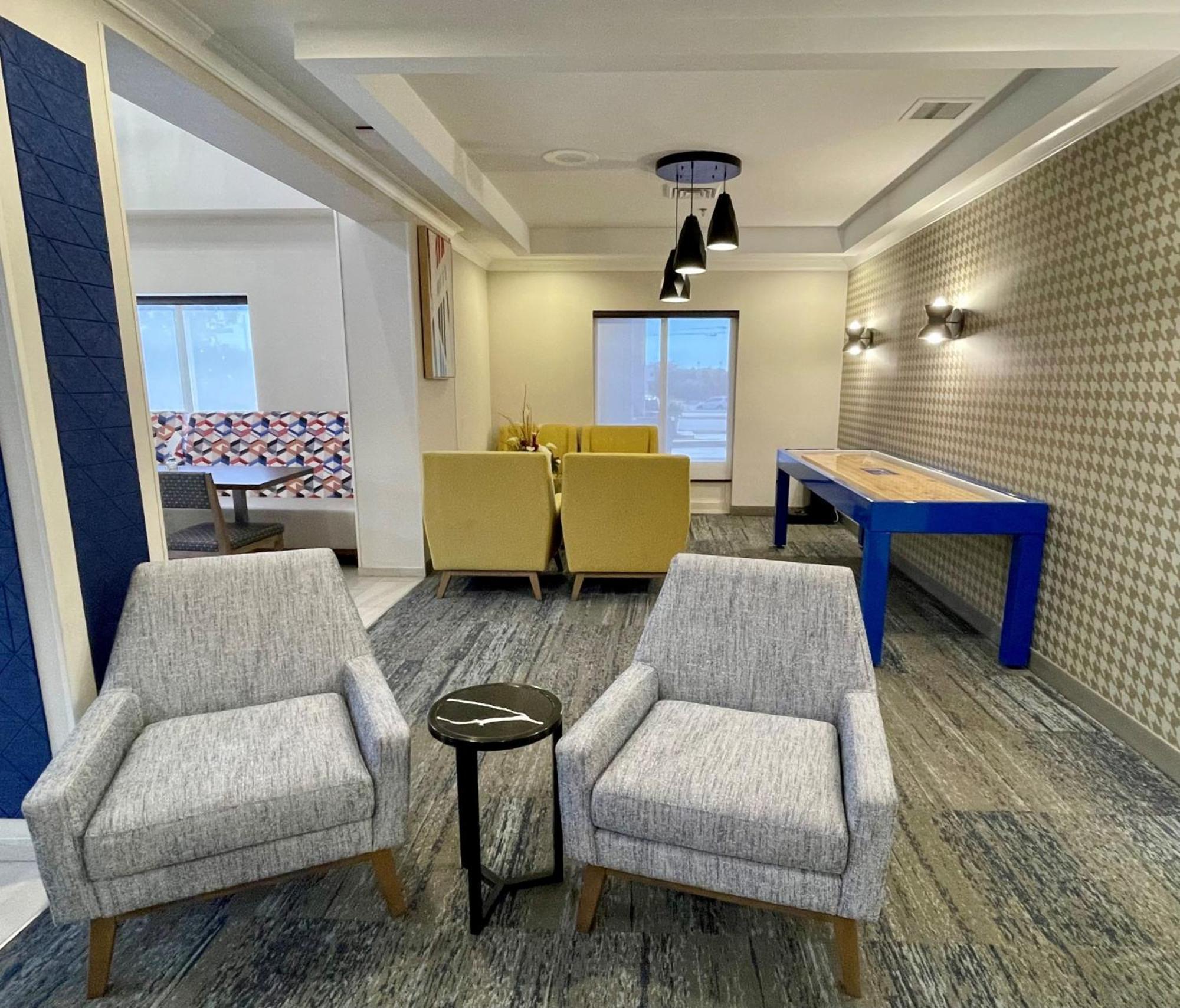 Holiday Inn Express & Suites - Tuscaloosa-University By Ihg المظهر الخارجي الصورة