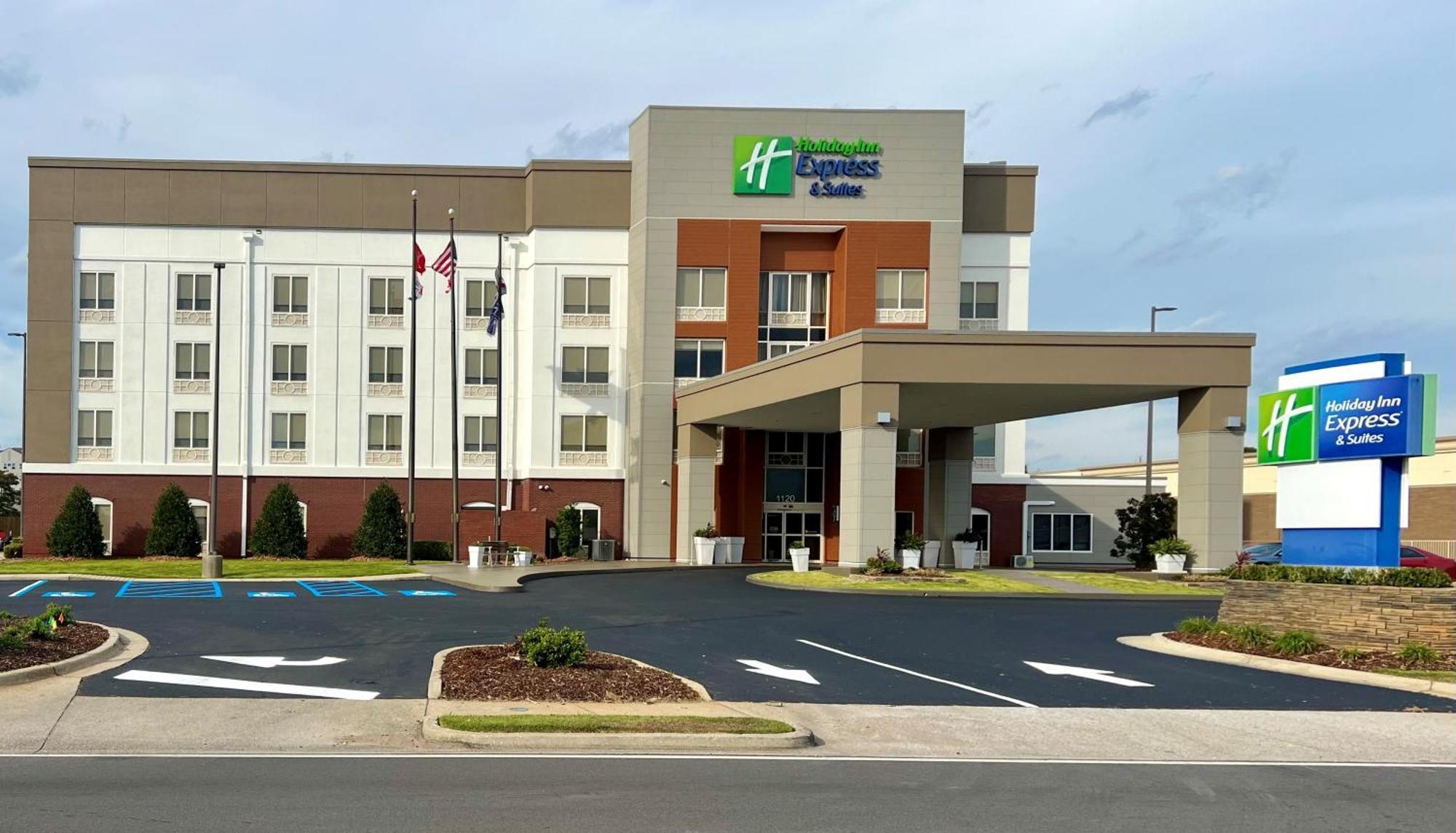 Holiday Inn Express & Suites - Tuscaloosa-University By Ihg المظهر الخارجي الصورة